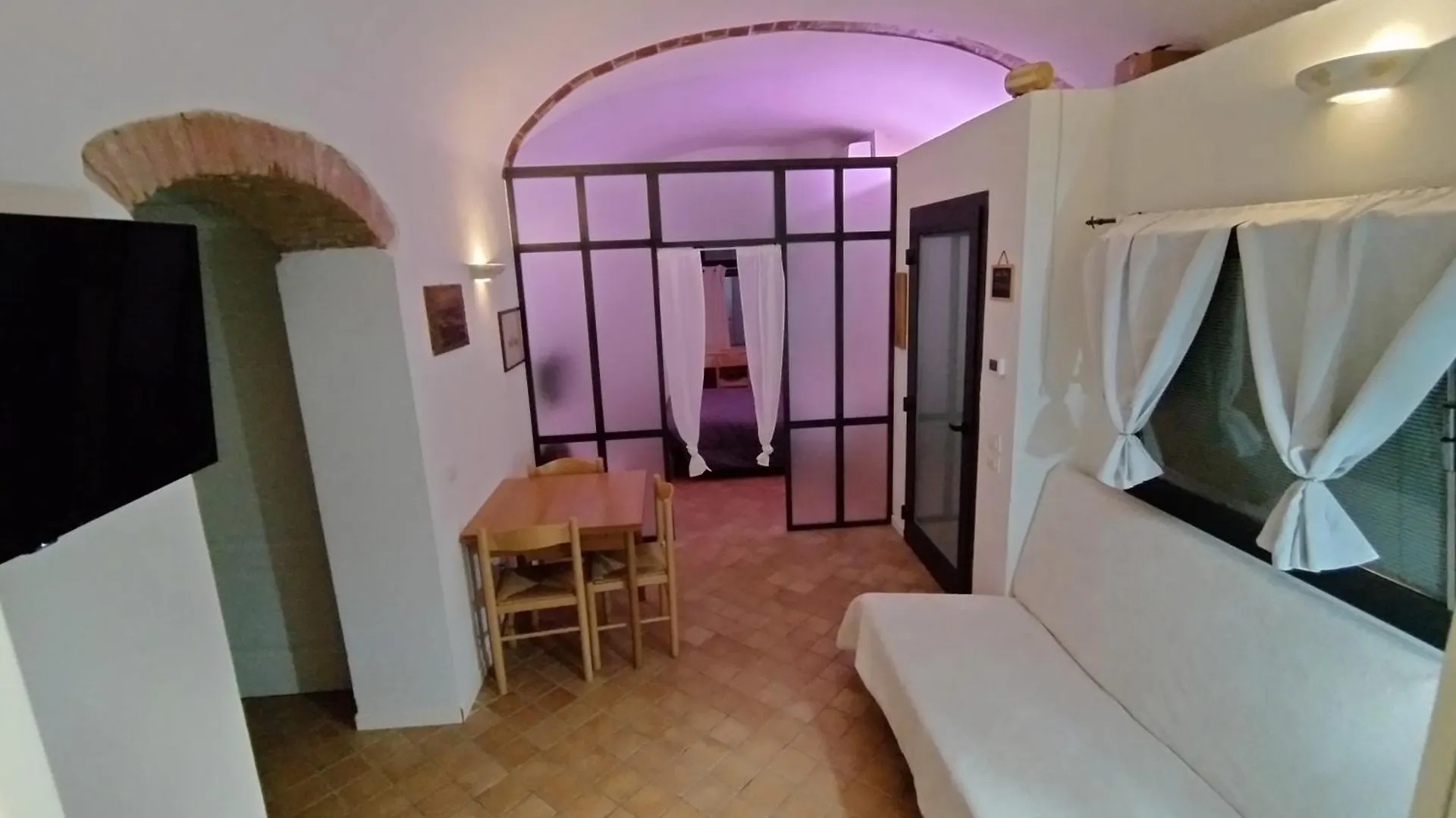 Bada Home Firenze 0*,  Italia